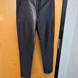 Black Shiny Leggings